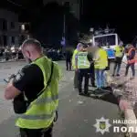 У Вінниці слідчі працюють на місці автотрощі за участю тролейбуса та 5 легковиків